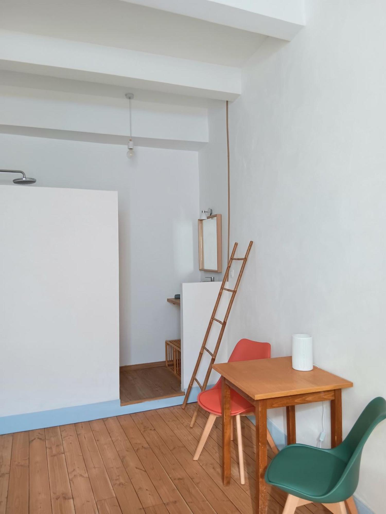 123 Soleil Hotel Saint-André-de-Sangonis Екстериор снимка